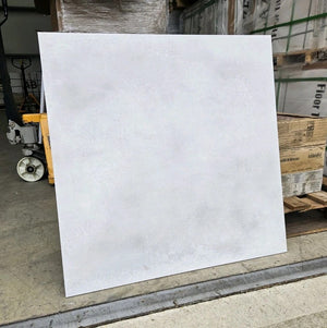 Industrial Hall Off-white 80x80